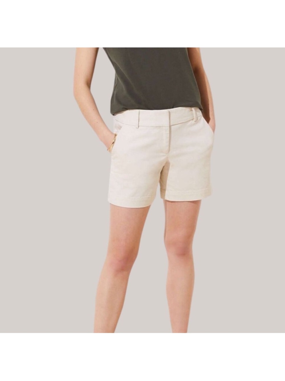 NWT Loft The Riveria Short sz 6